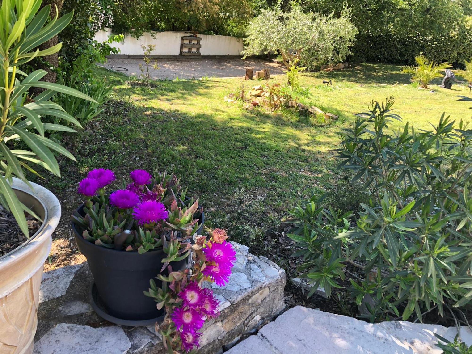 Villa Quinissole Sainte-Anastasie-sur-Issole Eksteriør bilde